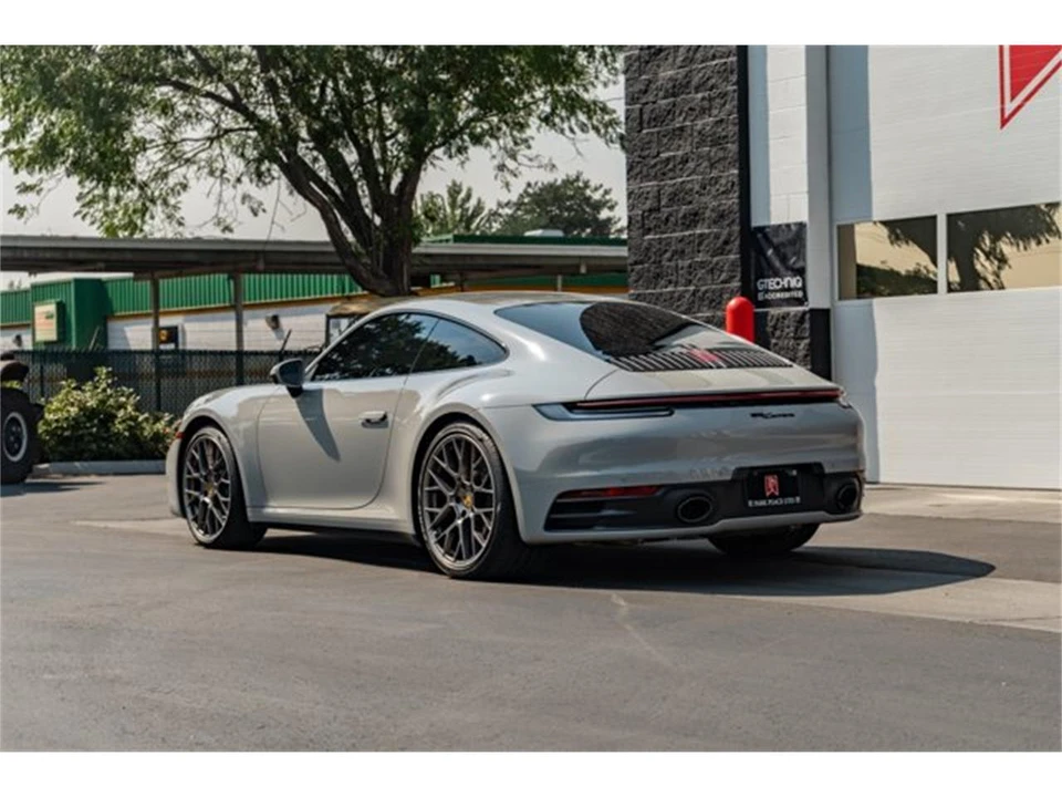 2021 Porsche 992 Carrera - Image 19 of 31