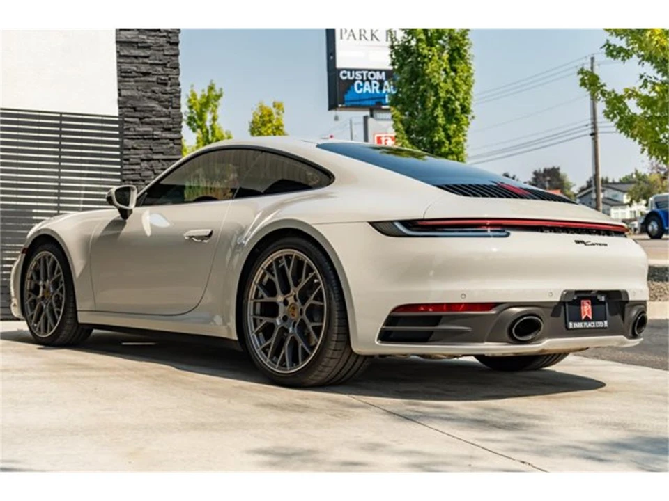 2021 Porsche 992 Carrera - Image 12 of 31