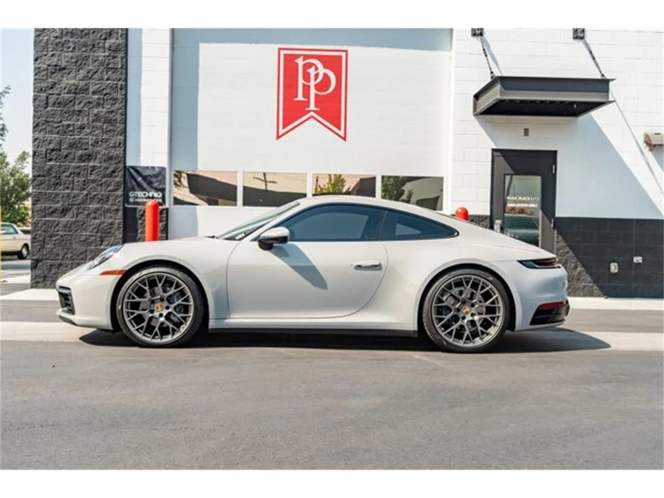 2021 Porsche 992 Carrera - Image 18 of 31