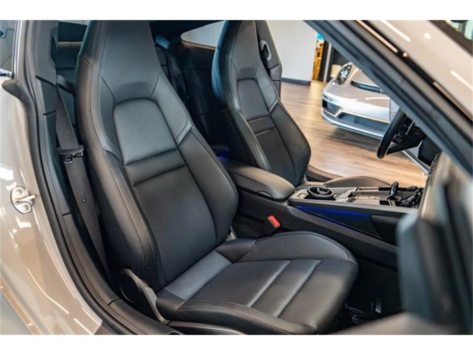 2021 Porsche 992 Carrera - Image 30 of 31
