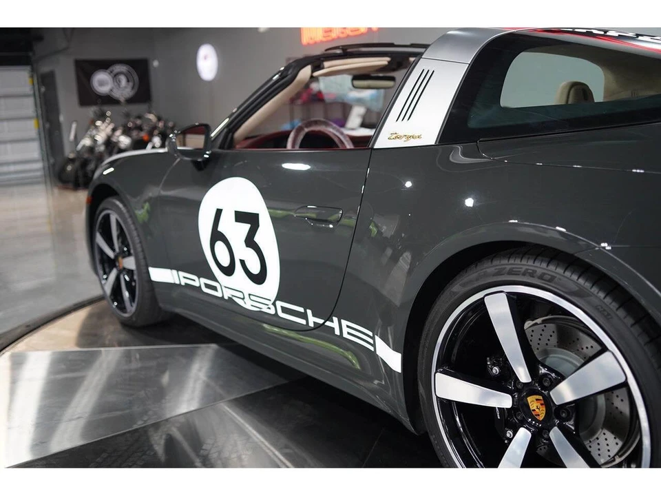 2021 Porsche 992 Carrera - Image 27 of 31