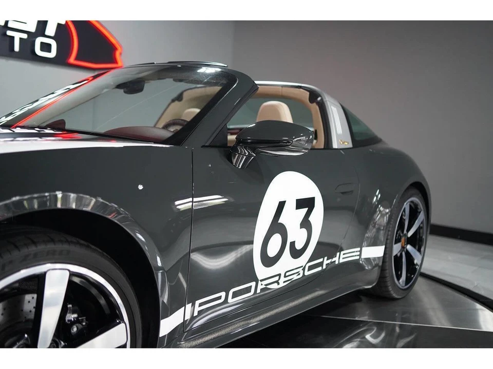 2021 Porsche 992 Carrera - Image 18 of 31