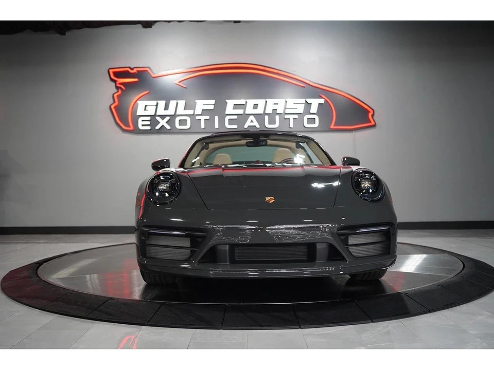 2021 Porsche 992 Carrera - Image 11 of 31