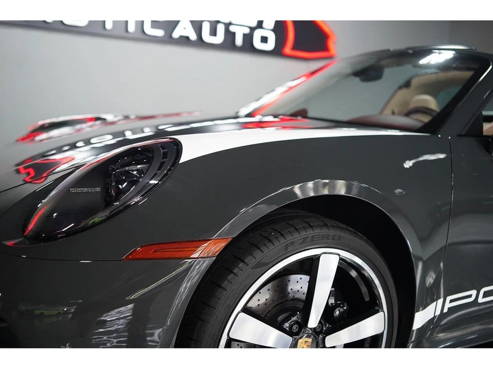 2021 Porsche 992 Carrera - Image 17 of 31