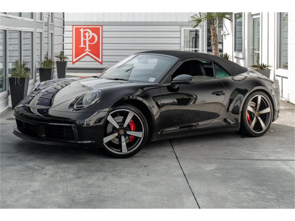 2021 Porsche 992 Carrera - Image 2 of 12