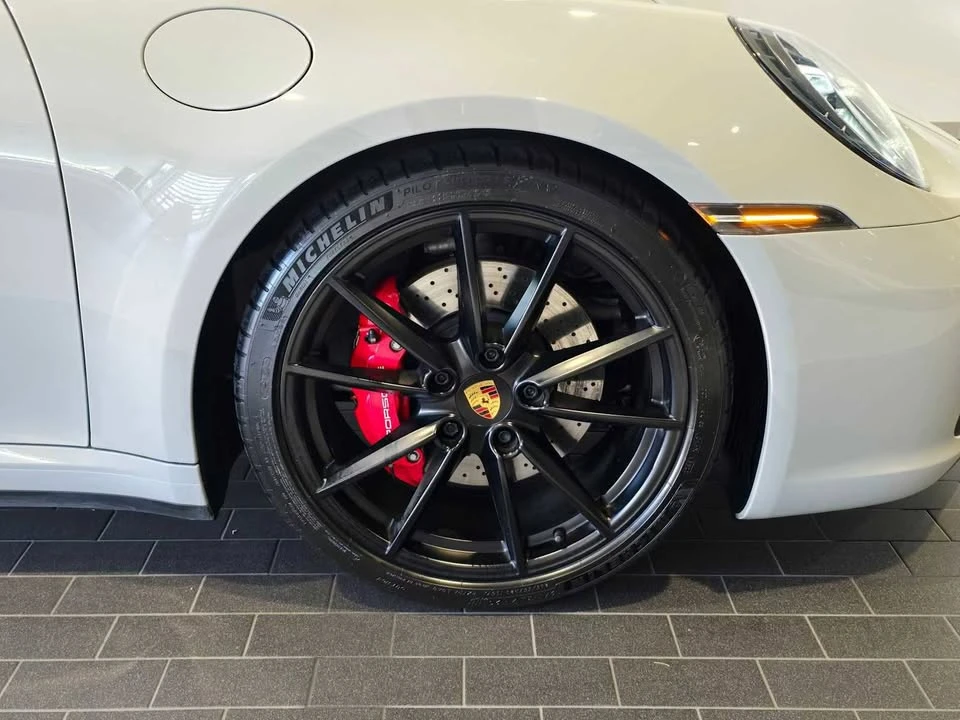 2021 Porsche 992 Carrera 4S - Image 15 of 18