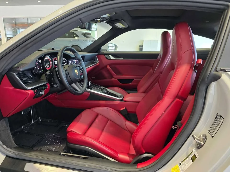 2021 Porsche 992 Carrera 4S - Image 11 of 18