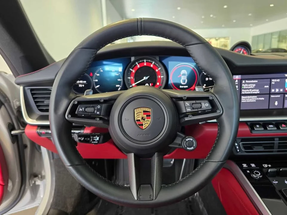 2021 Porsche 992 Carrera 4S - Image 12 of 18