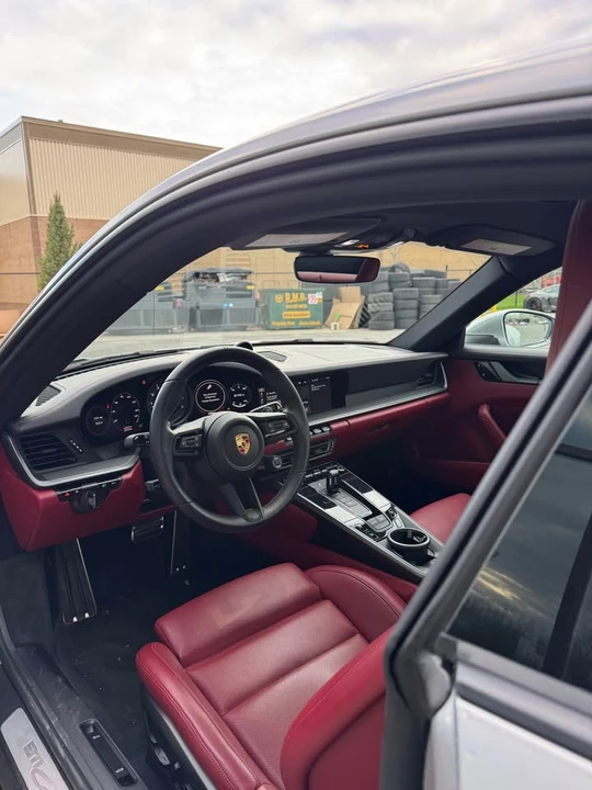 2021 Porsche 992 Carrera 4 - Image 8 of 9