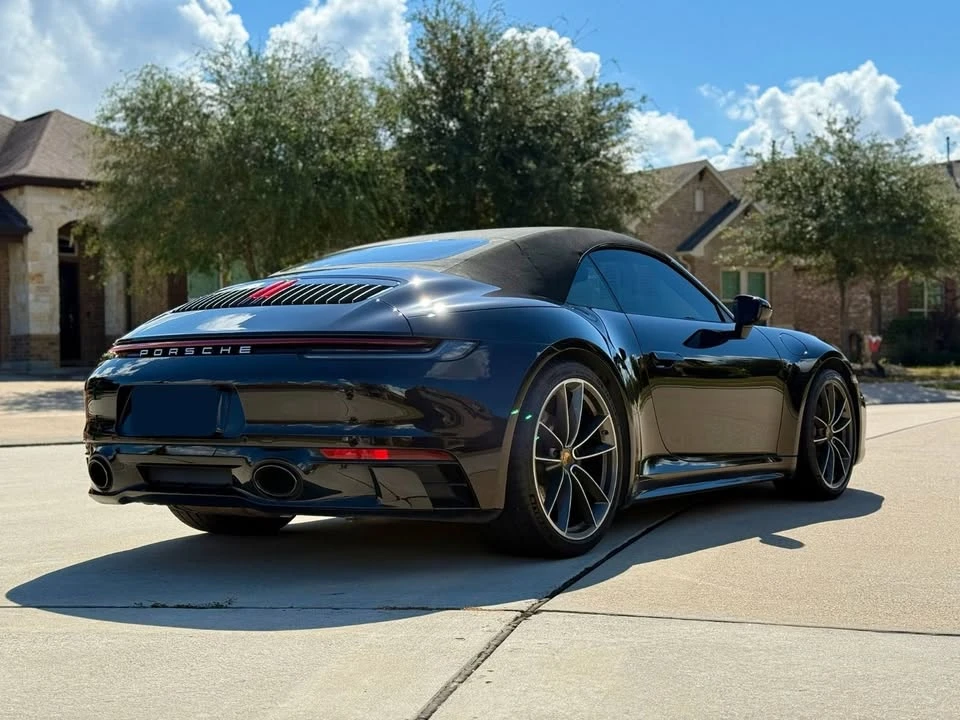 2021 Porsche 992 Carrera 4 - Image 9 of 18