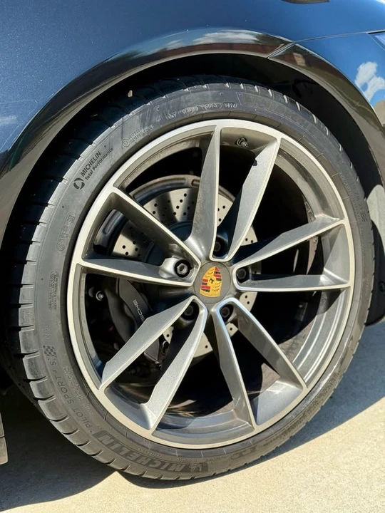 2021 Porsche 992 Carrera 4 - Image 17 of 18