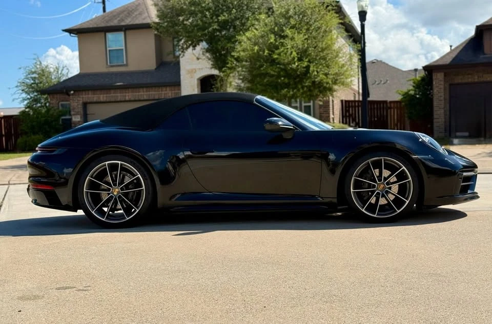 2021 Porsche 992 Carrera 4 - Image 3 of 18