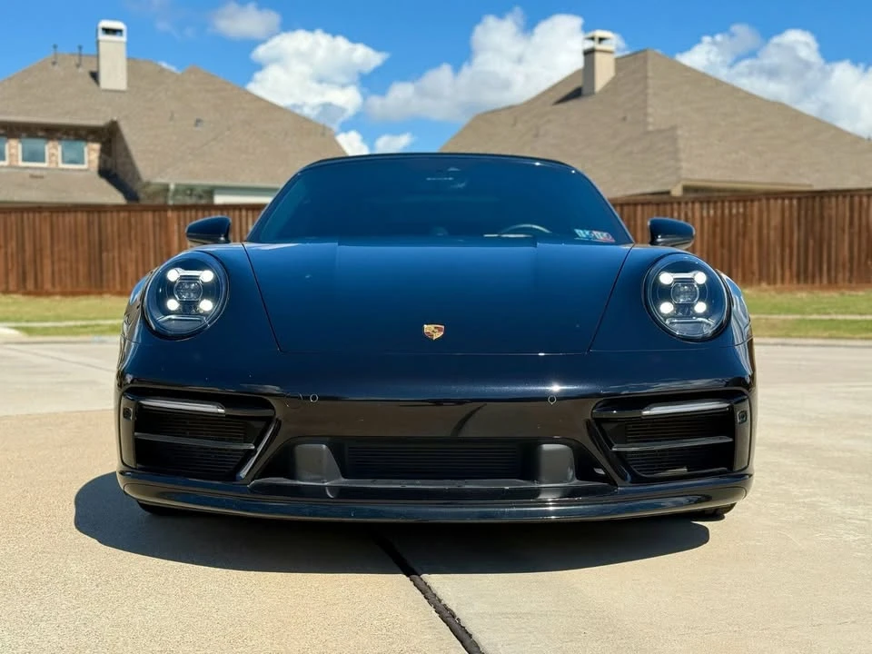 2021 Porsche 992 Carrera 4 - Image 8 of 18