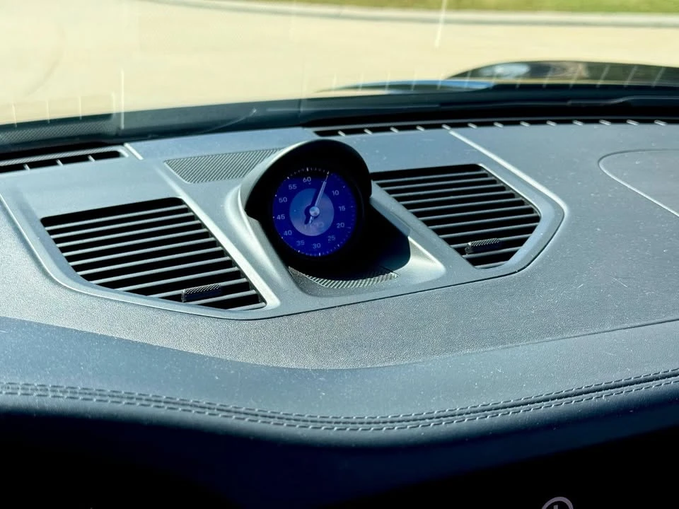 2021 Porsche 992 Carrera 4 - Image 16 of 18