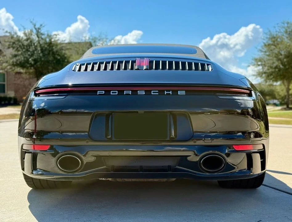 2021 Porsche 992 Carrera 4 - Image 2 of 18