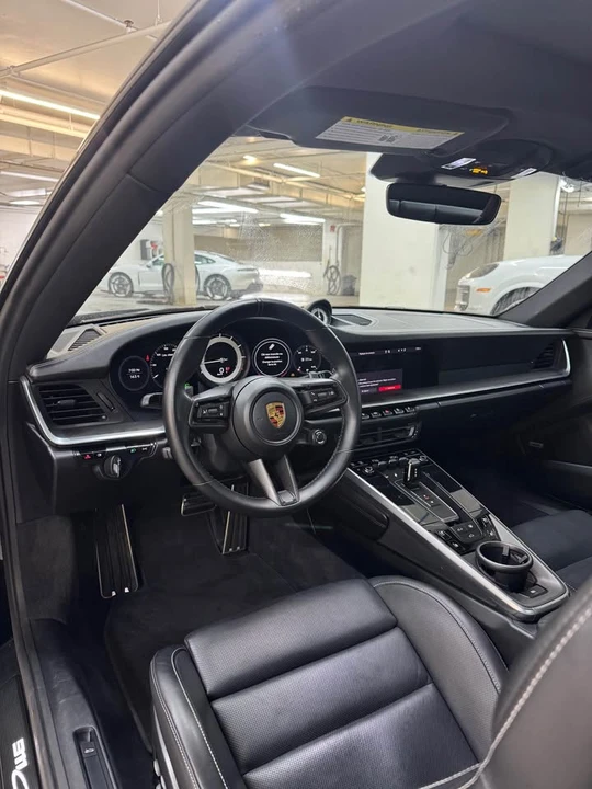 2021 Porsche 992 Carrera 4S - Image 9 of 10