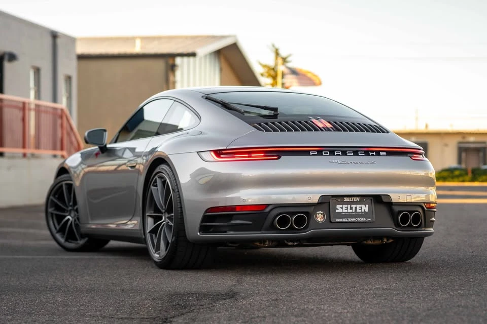 2021 Porsche 992 Carrera 4S - Image 6 of 20