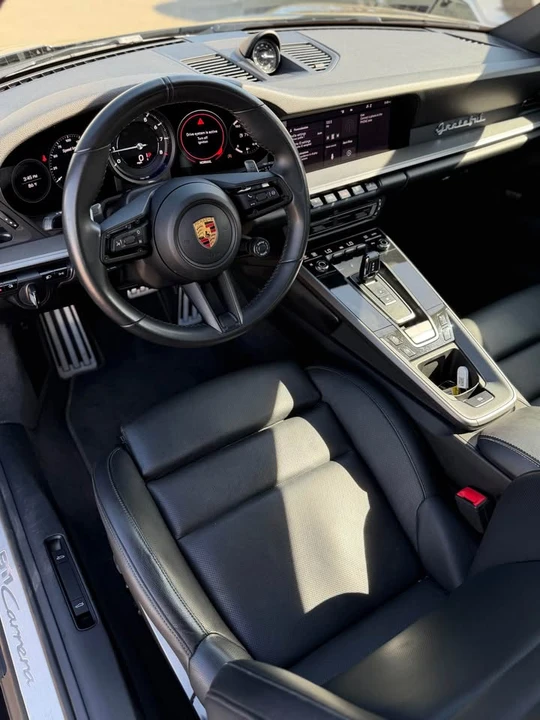 2021 Porsche 992 Carrera - Image 10 of 20