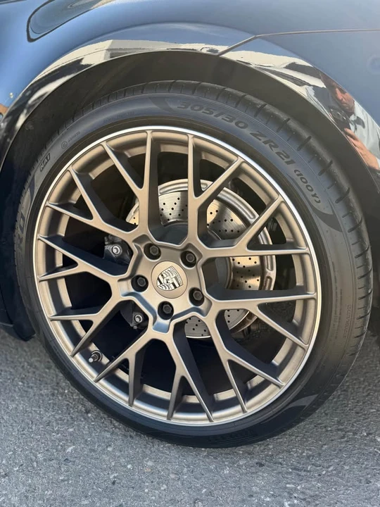 2021 Porsche 992 Carrera - Image 9 of 20