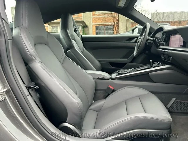 2021 Porsche 992 Carrera - Image 11 of 20