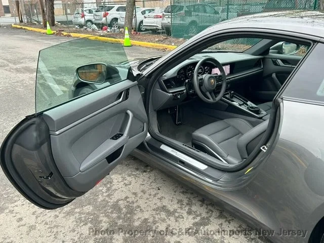 2021 Porsche 992 Carrera - Image 8 of 20