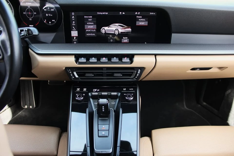 2021 Porsche 992 Carrera S - Image 14 of 19