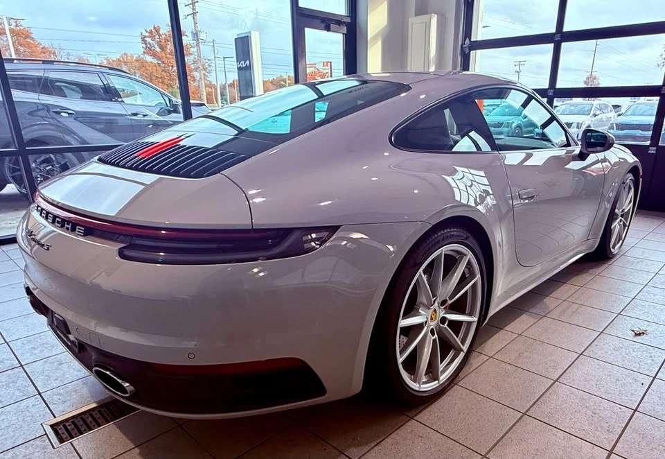 2021 Porsche 992 Carrera S - Image 7 of 15