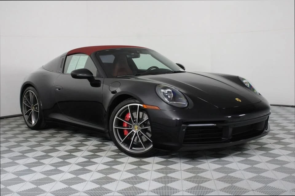 2021 Porsche 992 Targa 4 & 4S - Image 6 of 12