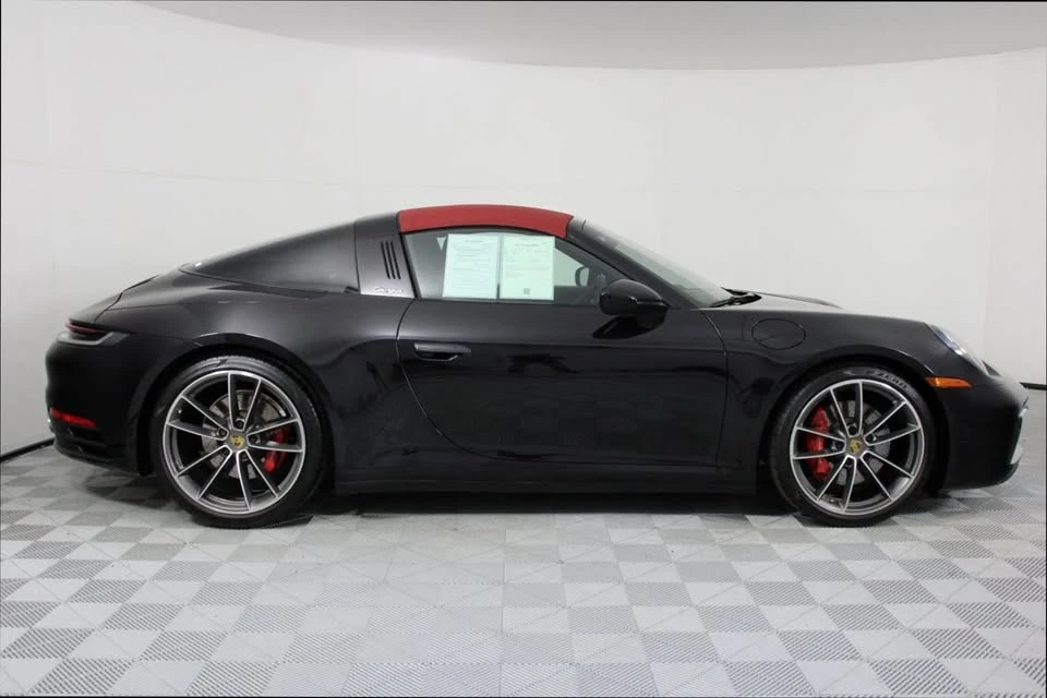 2021 Porsche 992 Targa 4 & 4S - Image 5 of 12