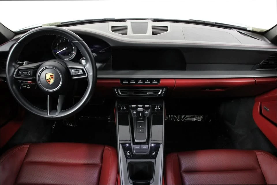 2021 Porsche 992 Targa 4 & 4S - Image 8 of 12