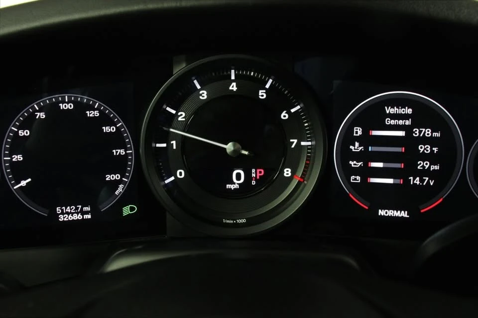 2021 Porsche 992 Targa 4 & 4S - Image 11 of 12