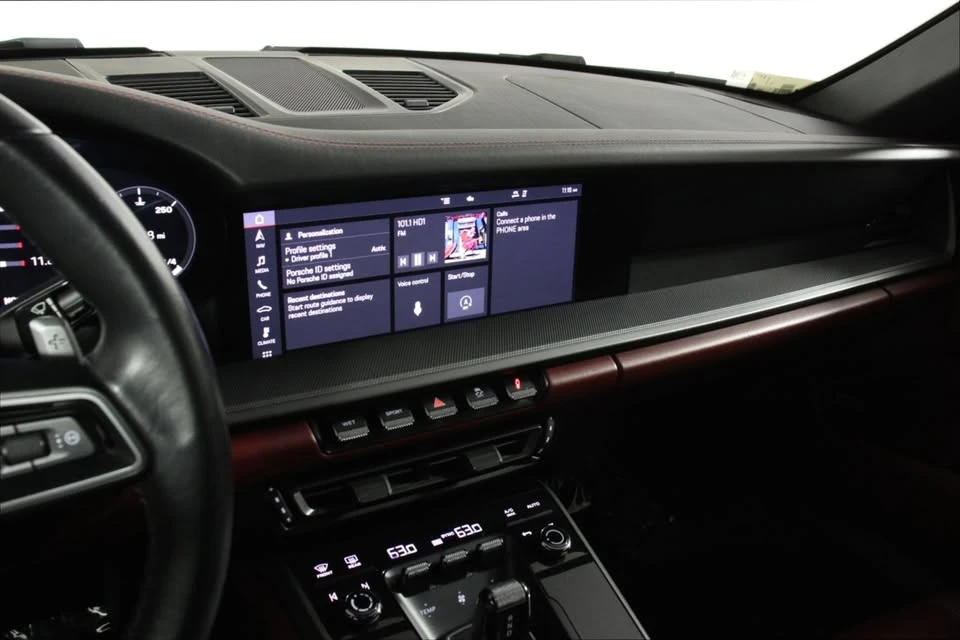 2021 Porsche 992 Targa 4 & 4S - Image 10 of 12