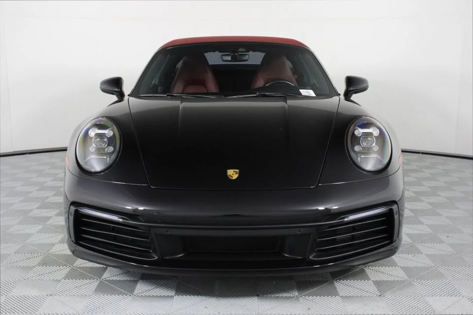 2021 Porsche 992 Targa 4 & 4S - Image 7 of 12