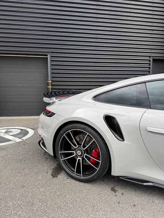 2021 Porsche 992 Turbo - Image 5 of 8