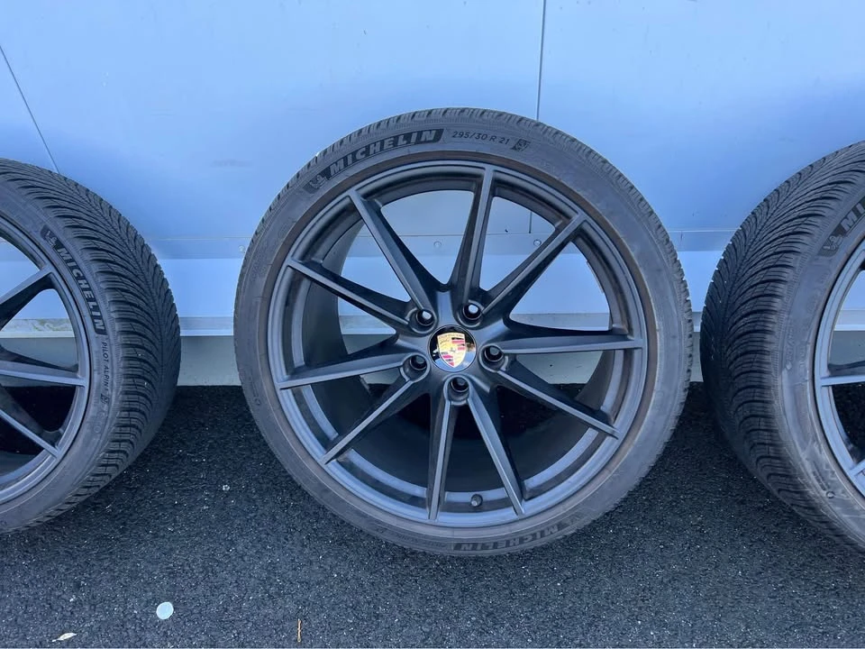 2020 Porsche 911 - Image 3 of 10
