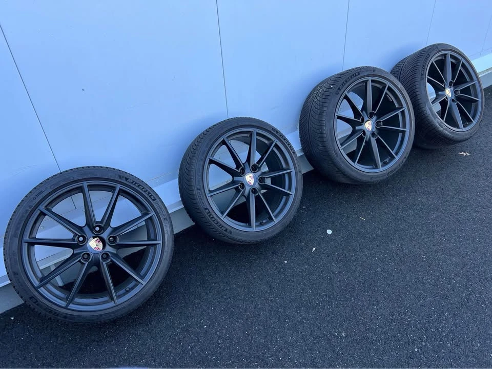 2020 Porsche 911 - Image 6 of 10