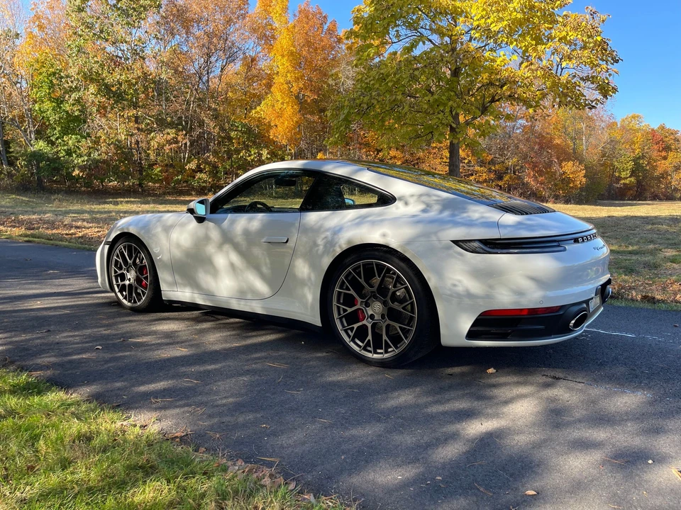 2021 Porsche 992 Carrera 4S - Image 5 of 13