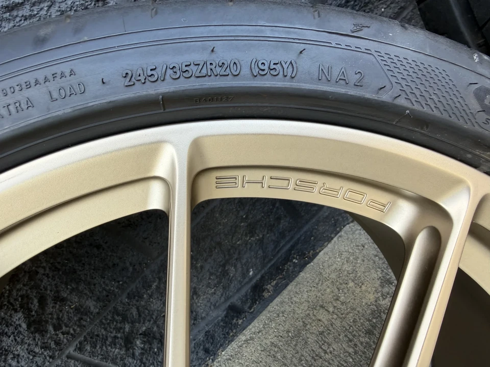 Porsche 992 Carrera GTS - Image 10 of 12