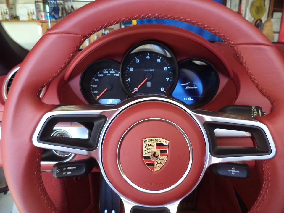 2021 Porsche 718 Boxster - Image 11 of 21