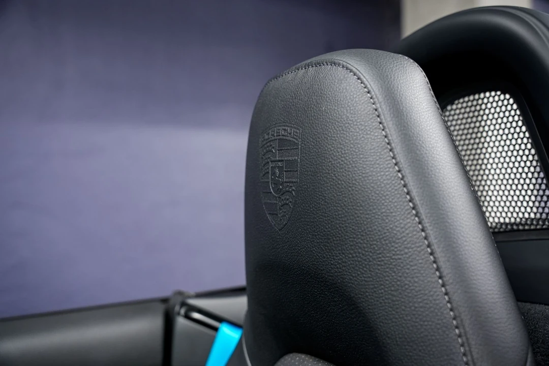 2021 Porsche 718 Boxster - Image 17 of 31