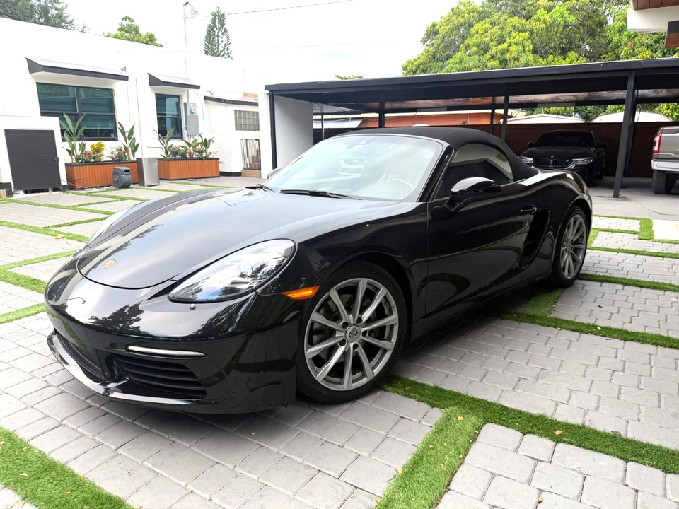2021 Porsche 718 Boxster - Image 4 of 31