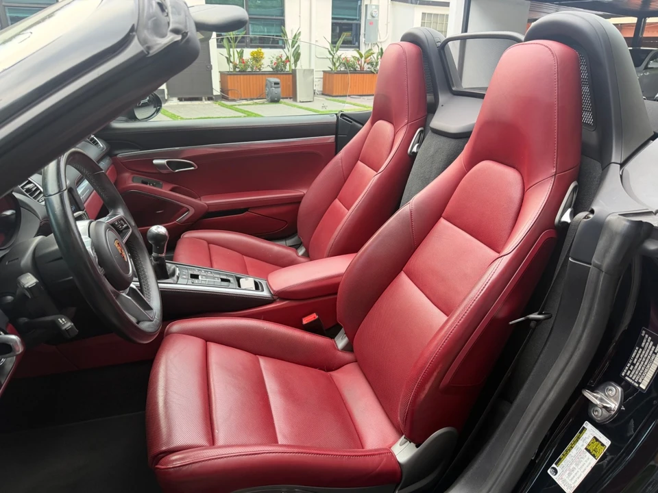 2021 Porsche 718 Boxster - Image 24 of 31