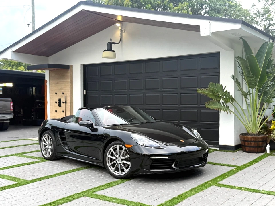 2021 Porsche 718 Boxster - Image 3 of 31