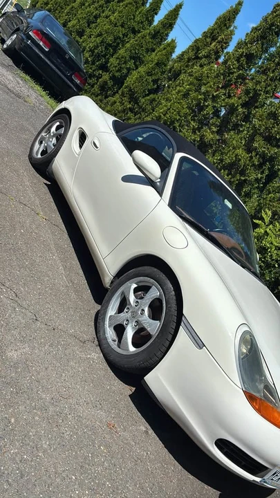 2021 Porsche 718 Boxster - Image 4 of 7