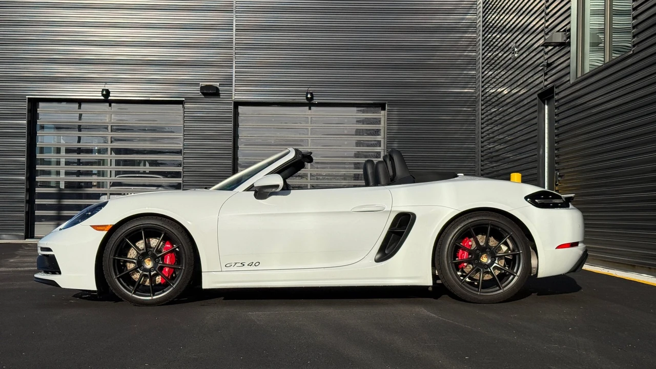 2021 Porsche 718 Boxster GTS 4.0 - Image 13 of 27