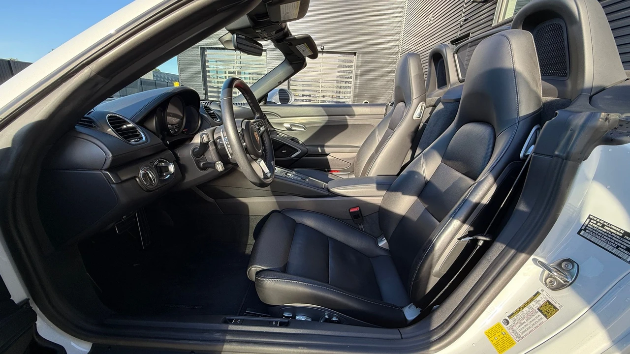 2021 Porsche 718 Boxster GTS 4.0 - Image 5 of 27