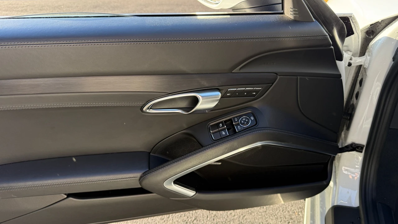 2021 Porsche 718 Boxster GTS 4.0 - Image 7 of 27