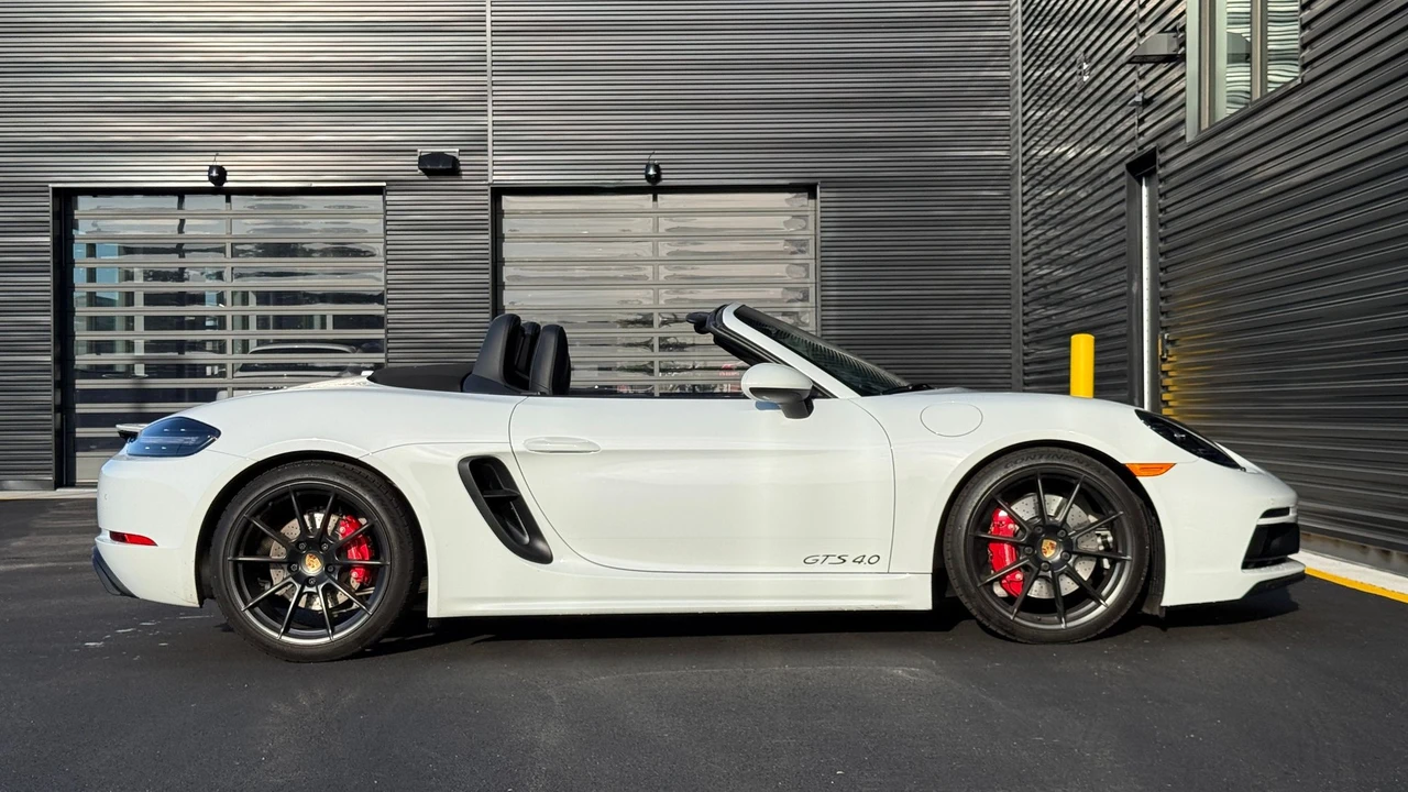 2021 Porsche 718 Boxster GTS 4.0 - Image 12 of 27