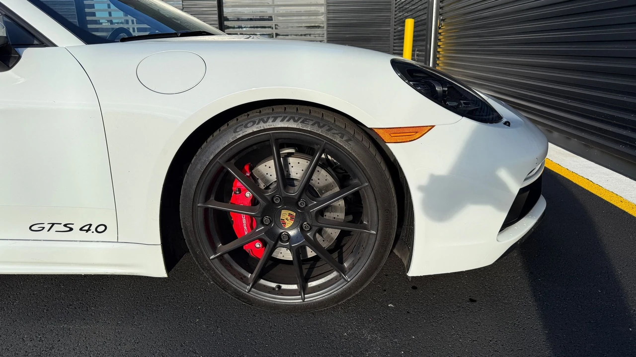 2021 Porsche 718 Boxster GTS 4.0 - Image 14 of 27