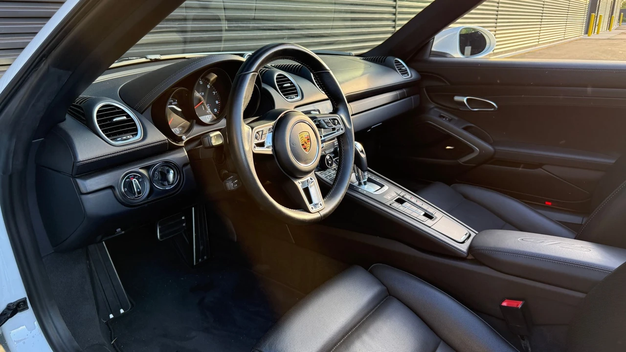 2021 Porsche 718 Boxster GTS 4.0 - Image 19 of 27